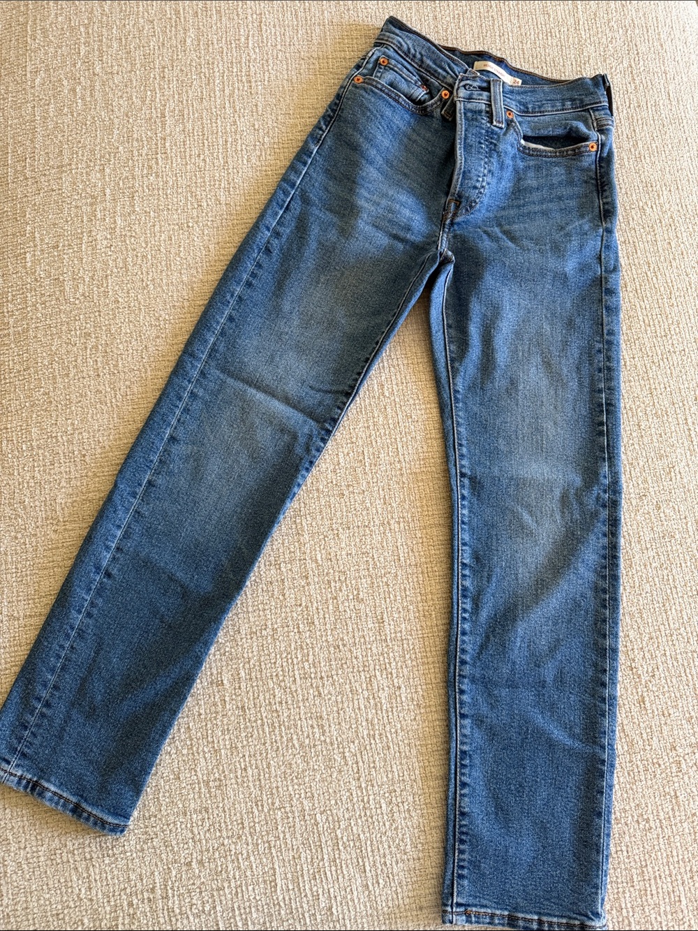 Classic Levi’s Botton Fly Wedgie Straight Jeans